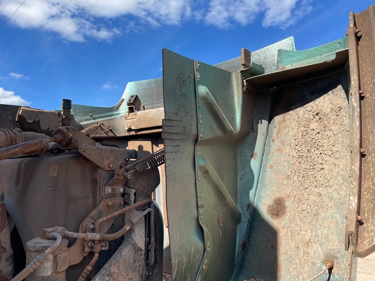2015-western-star-4900sb-image-66
