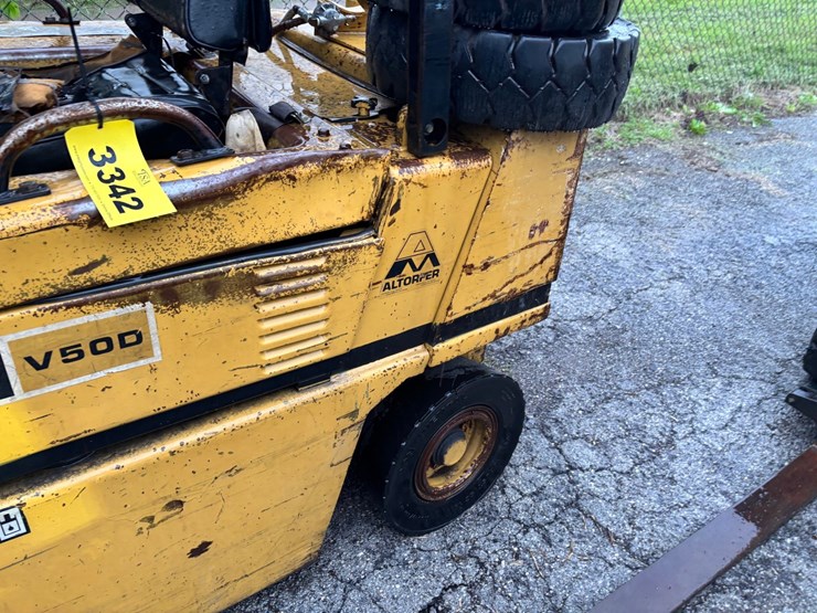 caterpillar-v50b-image-12
