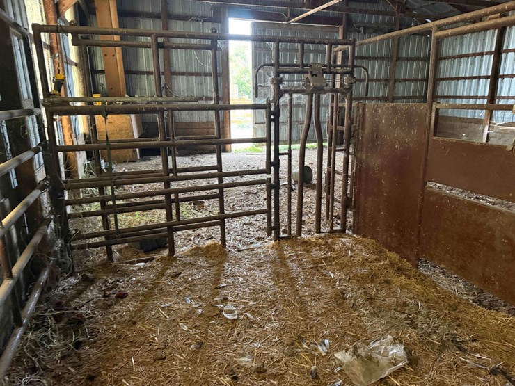 hiqual-calving-pen-image-5