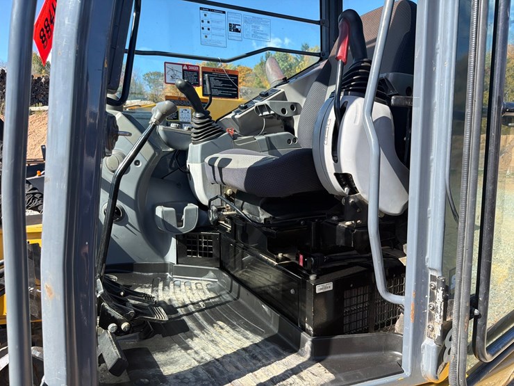 deere-85g-image-44