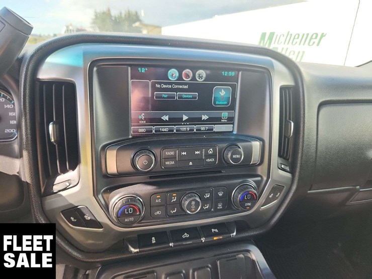 2015-chevrolet-silverado-1500-image-10