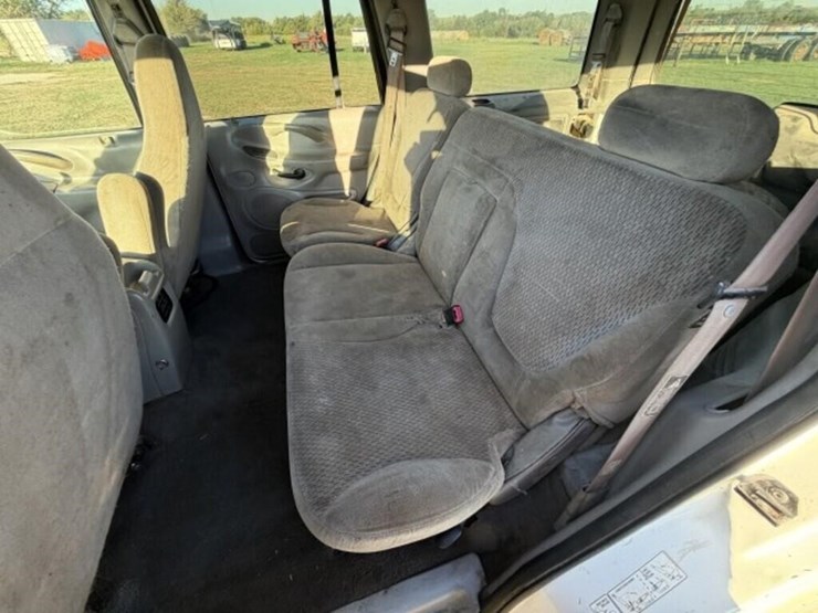 1999-ford-expedition-xlt-image-15