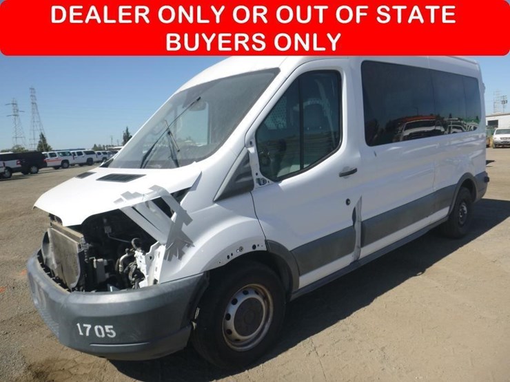2017-ford-transit-image-1