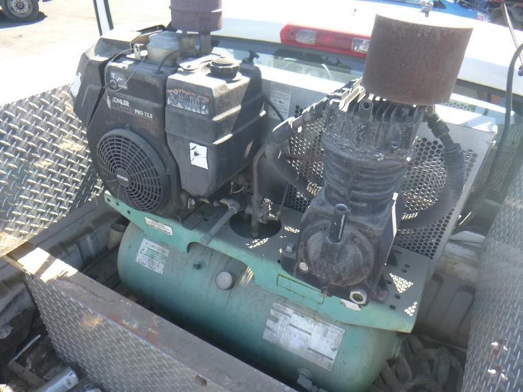 2004-dodge-ram-2500-image-12