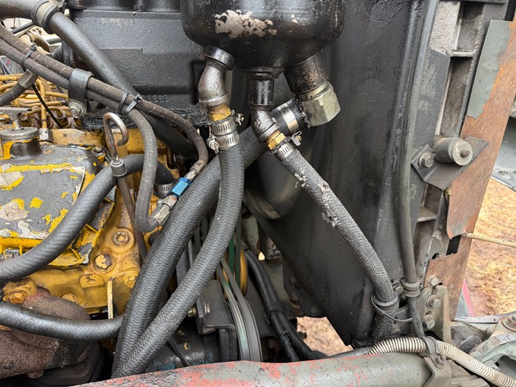 1984-mack-dm492s-image-22
