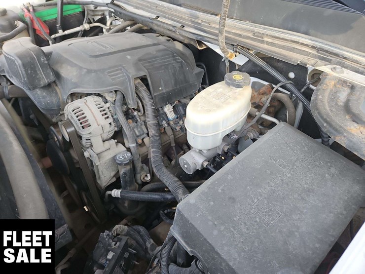 2014-chevrolet-silverado-2500hd-image-27