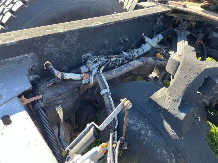 2001-kenworth-w900l-image-40