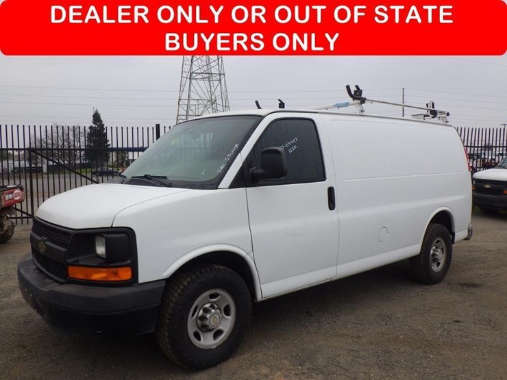 2014-chevrolet-express-2500-image-1