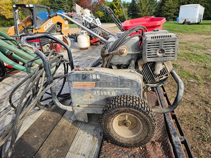 #2141-•-mi-t-m-portable-pressure-washer-image-4