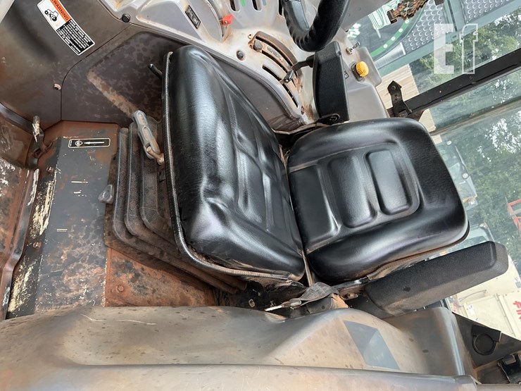 2019-kubota-m5n-091-image-11