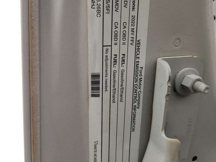 2022-ford-f250-image-32