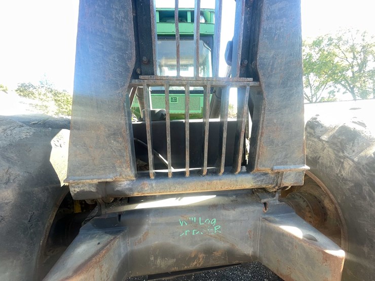 2000-john-deere-660-image-28
