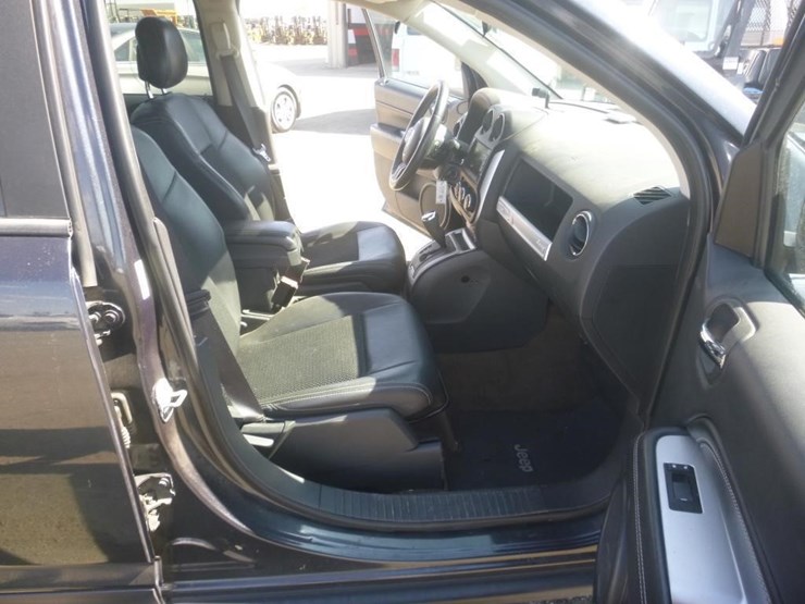 2014-jeep-compass-image-10