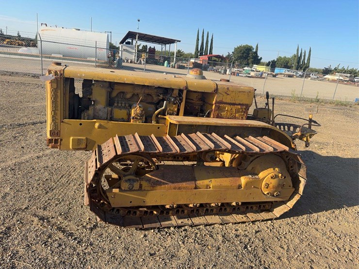 caterpillar-d4-image-2