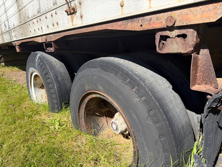 strick-trailer-image-15