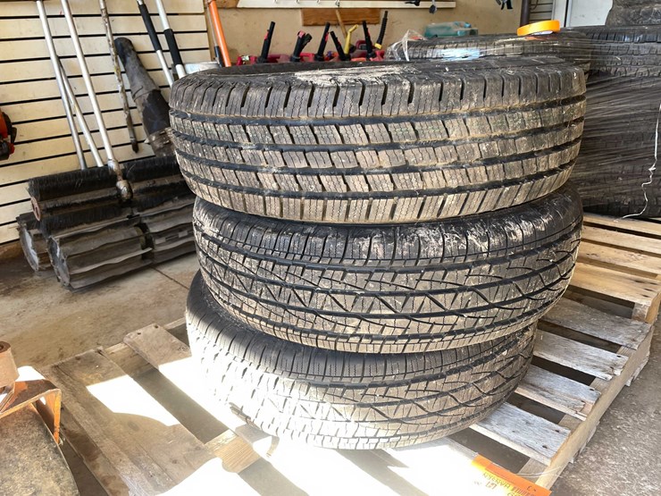 #1859-•-(2)-firestone-destination-tires-and-(1)-kumho-crugen-ht51-tire-image-4