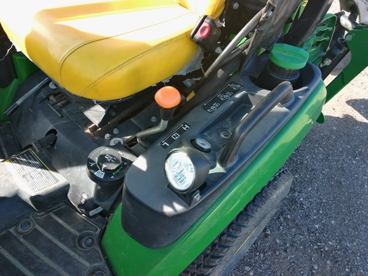 john-deere-1025r-image-13