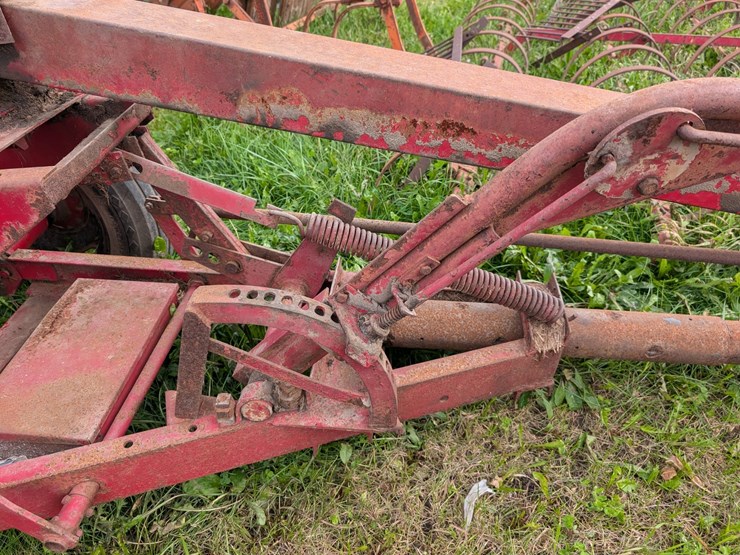 #4050-•-gehl-forage-harvester-image-8