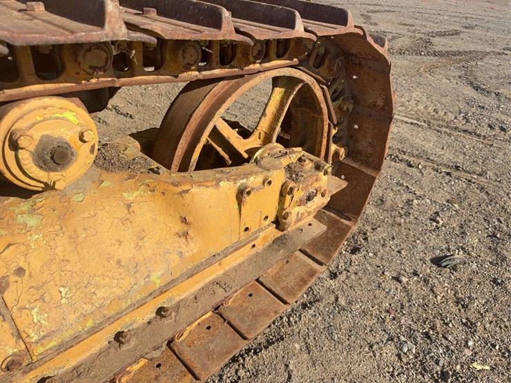 caterpillar-d7-image-18