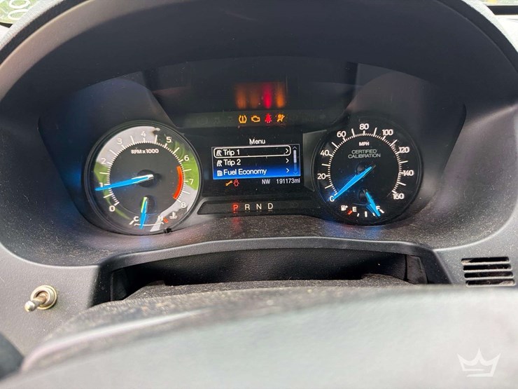 2018-ford-explorer-image-15