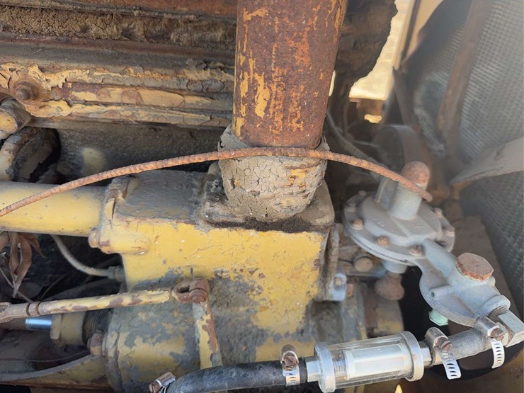 caterpillar-twenty-two-image-20