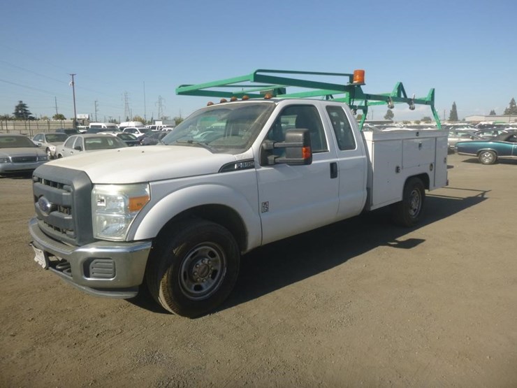 2015-ford-f350-image-2