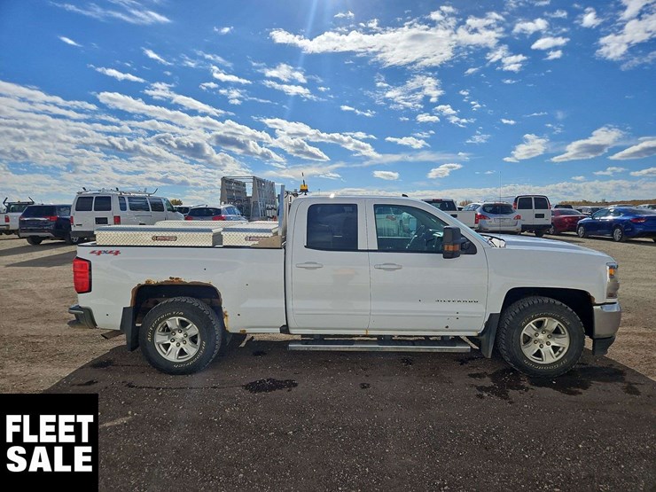 2016-chevrolet-silverado-1500-image-12