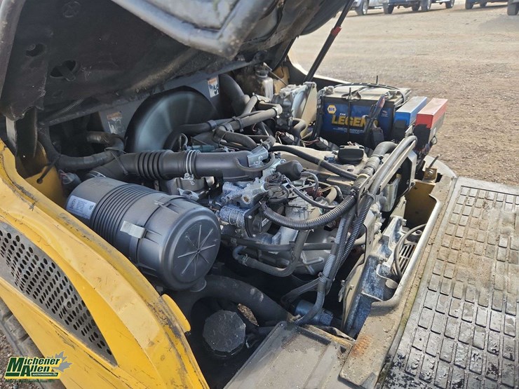 2020-caterpillar-gp30n-image-30