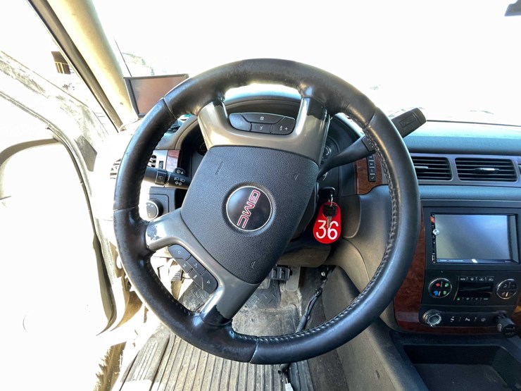 2008-gmc-2500hd-image-52