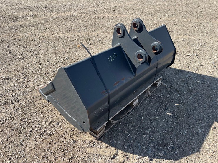 bobcat-excavator-bucket-image-7