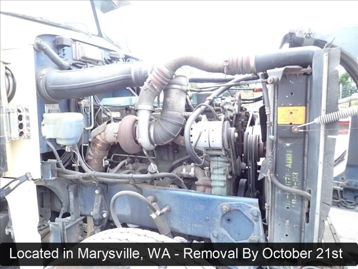 1993-peterbilt-378-image-47