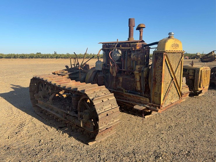 caterpillar-60-image-4