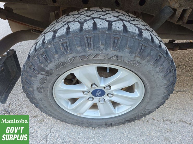 2017-ford-f150-image-11