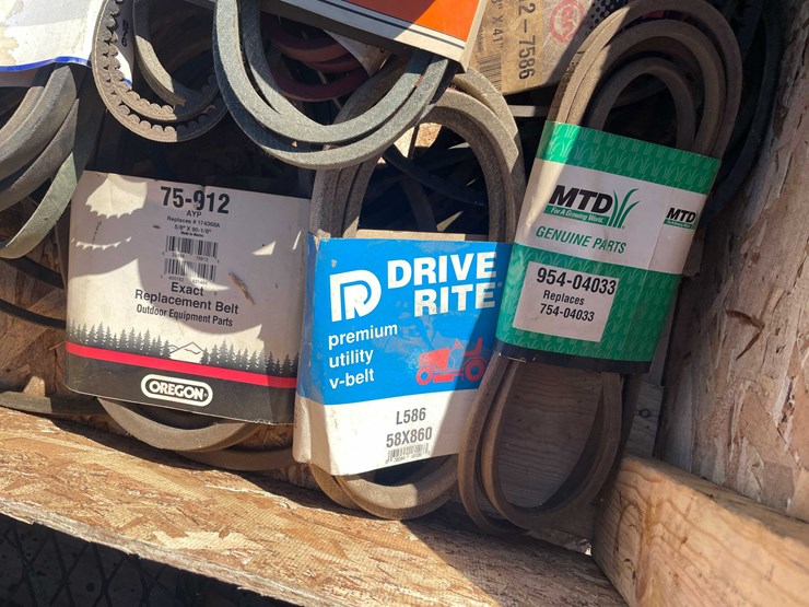 #1825-•-misc.-belts-and-mower-blades-image-7