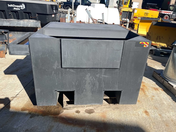 #1839-•-325-gallon-outboard-motor-test-tank-image-1