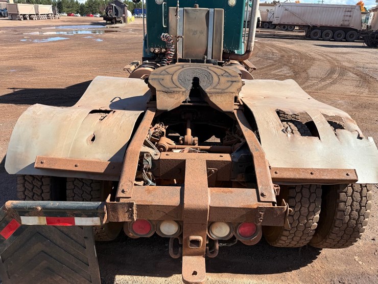 kenworth-t800-image-17
