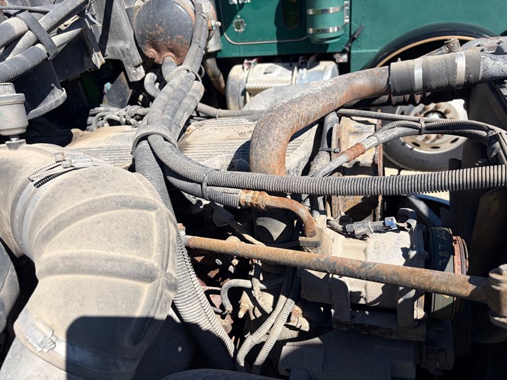 2007-peterbilt-387-image-16