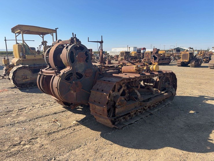 caterpillar-65-image-3