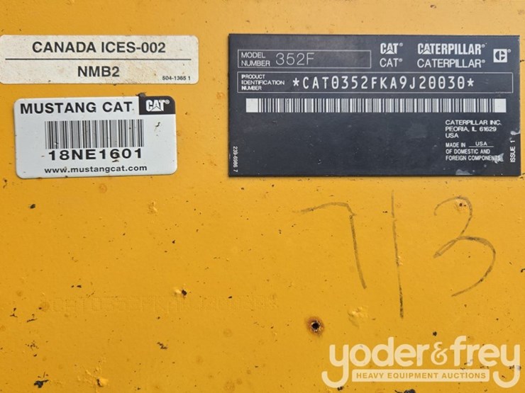 2018-caterpillar-352-image-82
