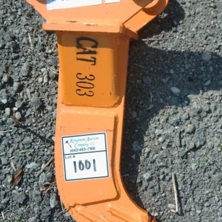 CATERPILLAR 303