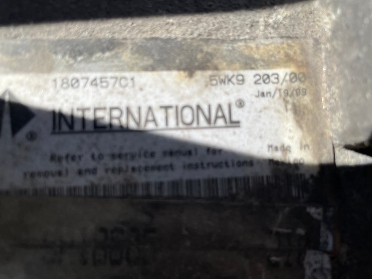 2000-international-4700-image-59
