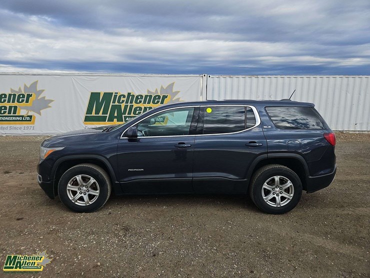 2018-gmc-acadia-image-8