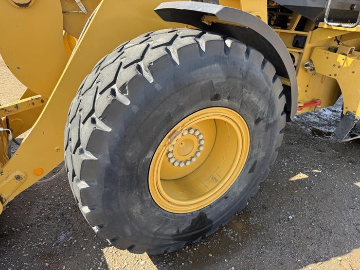 2019-caterpillar-930m-image-25