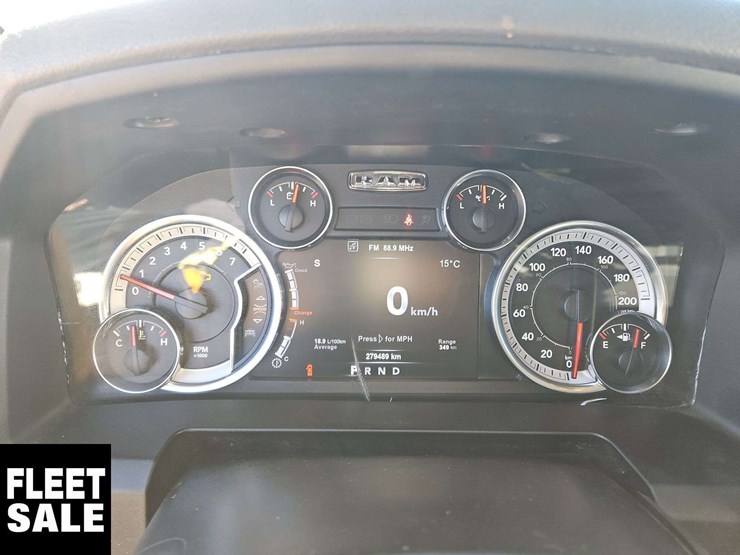2018-dodge-2500-image-19