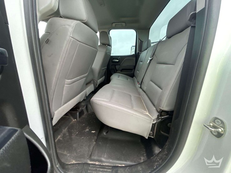 2018-chevrolet-silverado-1500-image-22