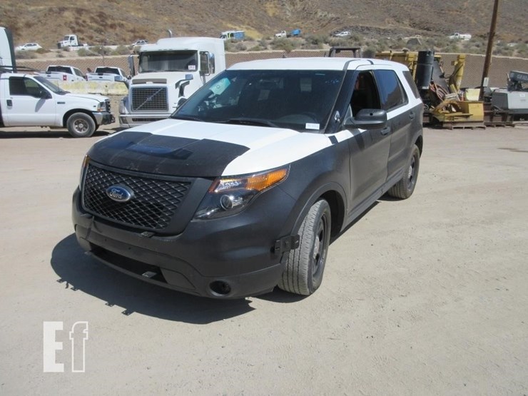 2015-ford-explorer-image-1