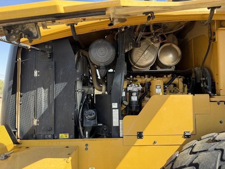 2019-caterpillar-930m-image-48
