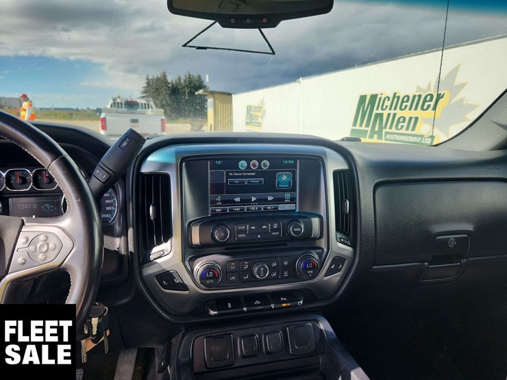 2015-chevrolet-silverado-1500-image-12