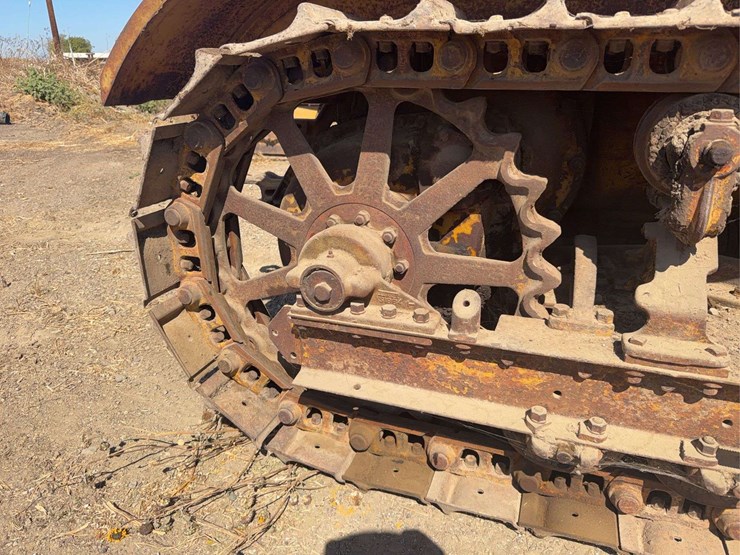 caterpillar-30-image-17