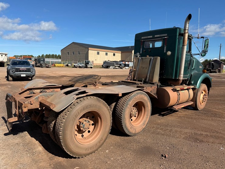 kenworth-t800-image-5